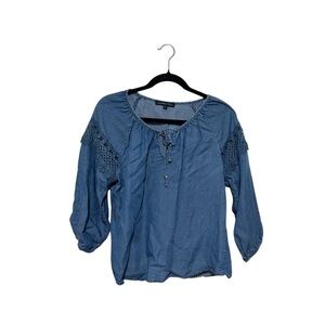 Adrienne Vittadini Blue Blouse Size Medium